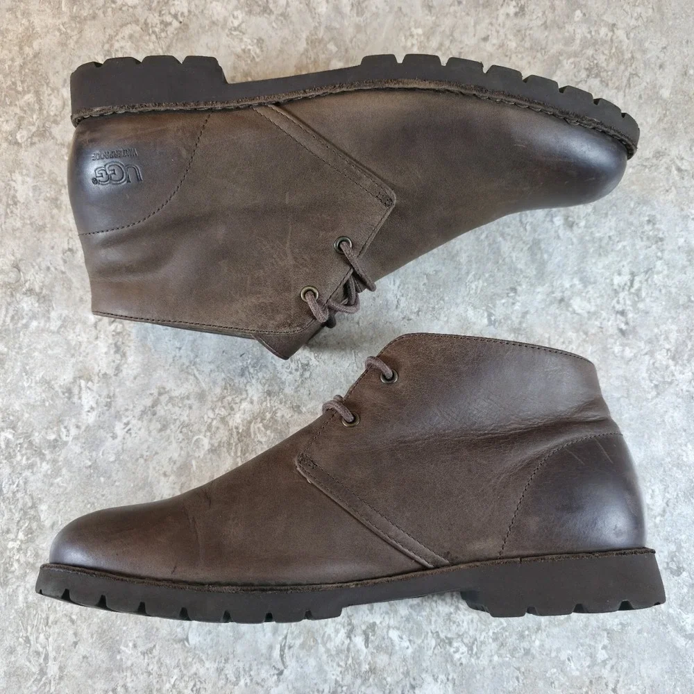 UGG Men's Leighton Brown Leather Chukka Boots Size 9.5 Waterproof Soft Toe